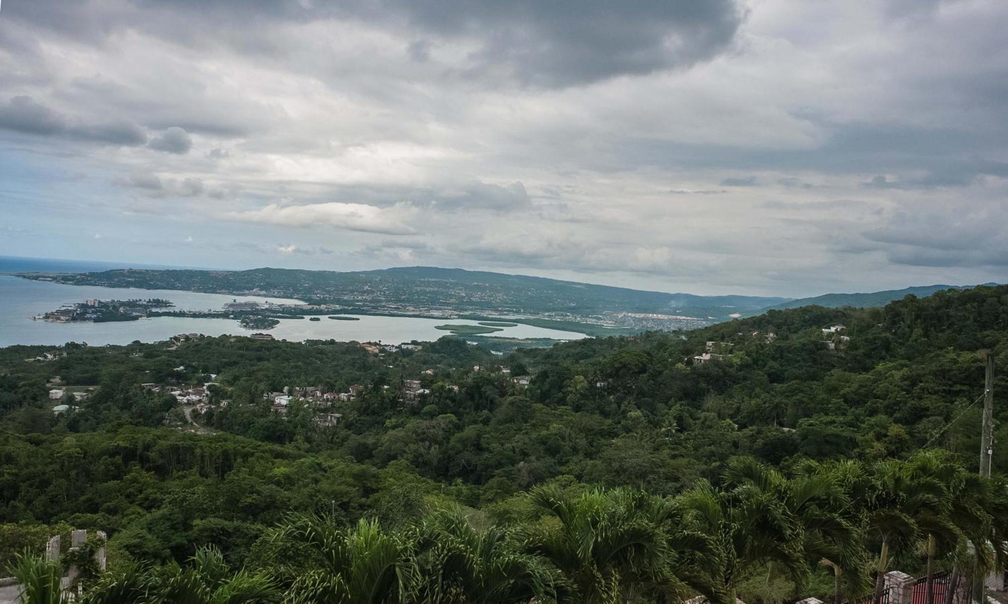 Clarridge View Guesthouse 蒙特哥贝 外观 照片