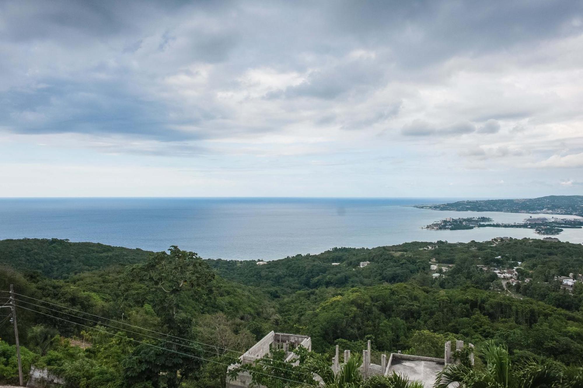 Clarridge View Guesthouse 蒙特哥贝 外观 照片